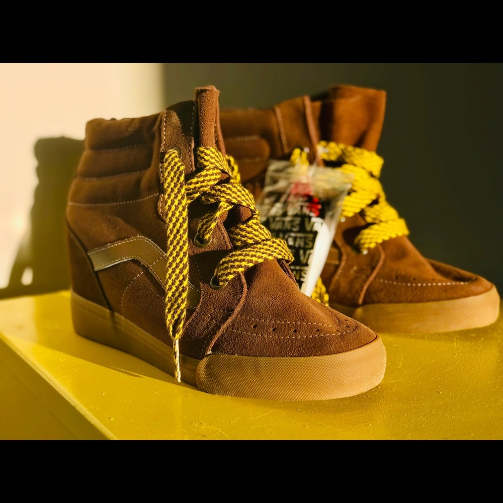 New - Brown Hightop Vans Sneakers 8m/9-9.5w